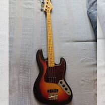 Бас гитара Fender Jazz Bass (made in Japan)