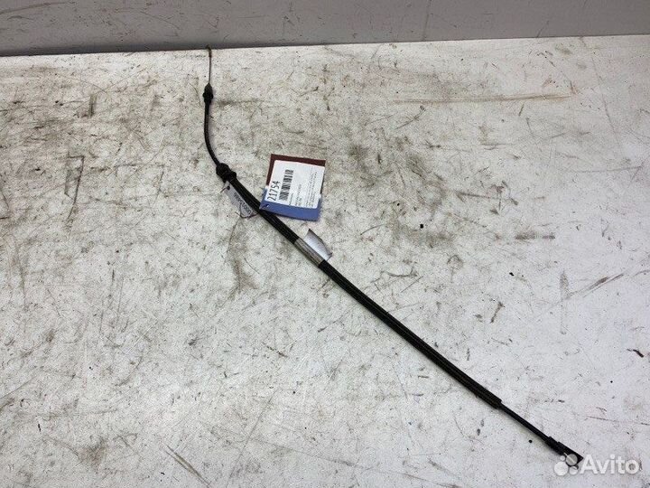 Трос открывания передней двери Volkswagen Golf