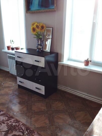 Доля в 2-к. квартире, 46 м², 1/1 эт.