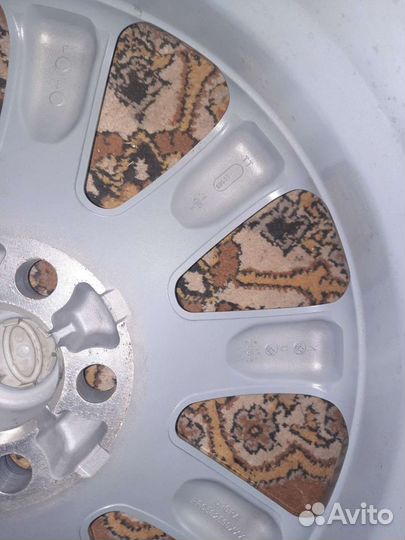 Комплект ориг новых.дисков R20 на Ренж Ровер