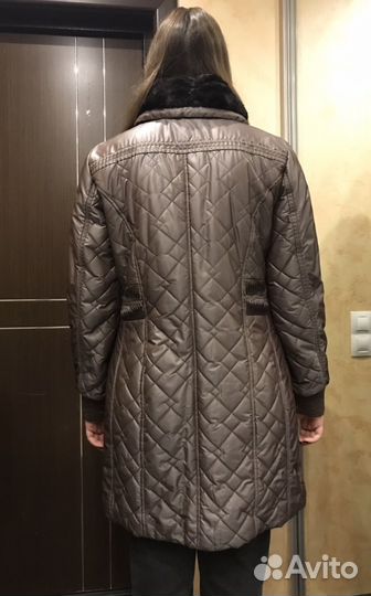 Пальто женское утепленное