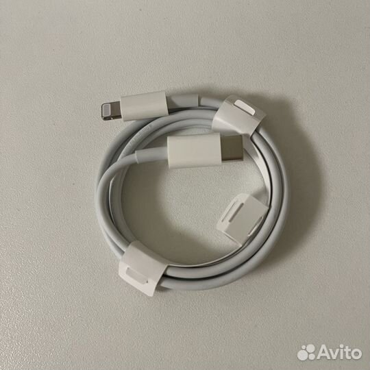Оригинальный провод на iPhone tipe-c lightning