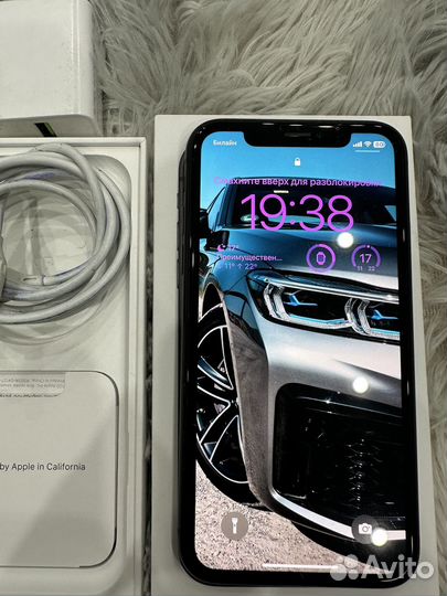 iPhone Xr, 64 ГБ