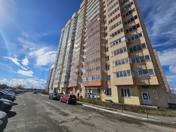 2-к. квартира, 64,7 м², 9/18 эт.