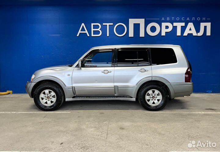 Mitsubishi Pajero 3.2 AT, 2003, 210 300 км