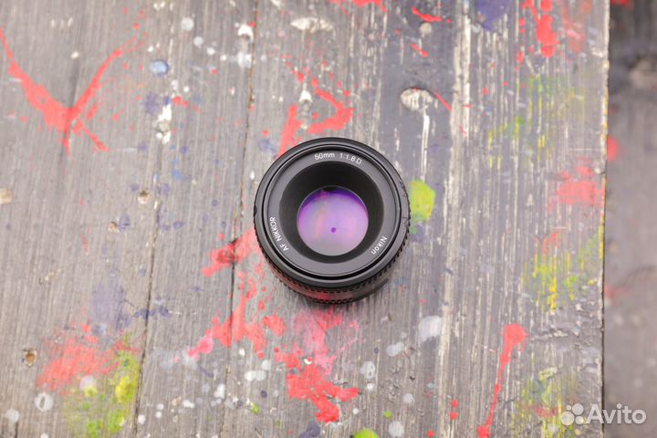 Nikon 50mm f/1.8D AF Nikkor s/n 900