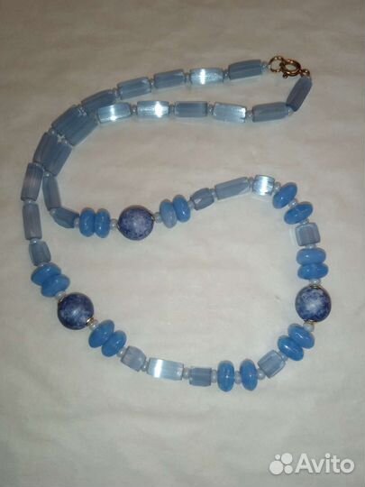 Бусы голубое сатиновое стекло Чехословакия