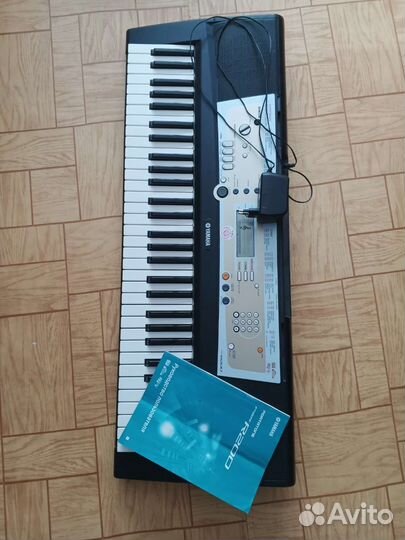 Синтезатор yamaha psr r200