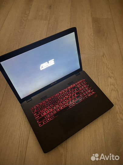 Игровой ноутбук 17.3 Asus Rog i7(6th) GTX 16gb