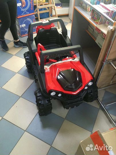 Детский электромобиль