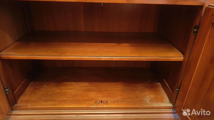 Тумба дерево