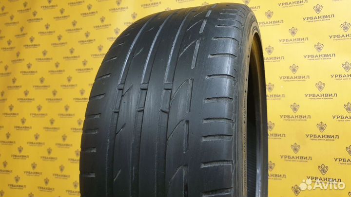 Bridgestone Potenza S001 255/40 R19 100Y