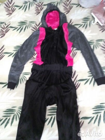 Комбинезон женский велюровый