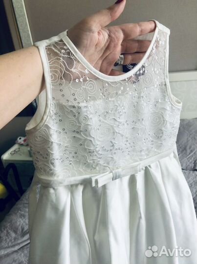 Платье нарядное на девочку 116