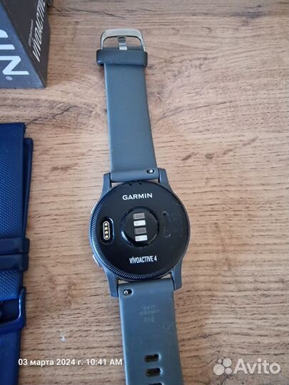 Часы Garmin vivoactive 4