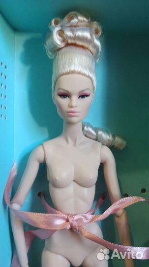 Кукла integrity toys Karolin