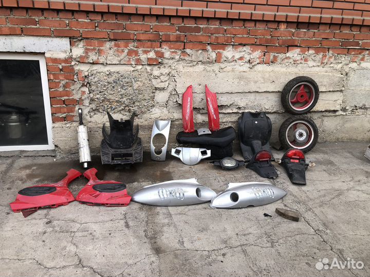 Пластик на скутер Торнадо