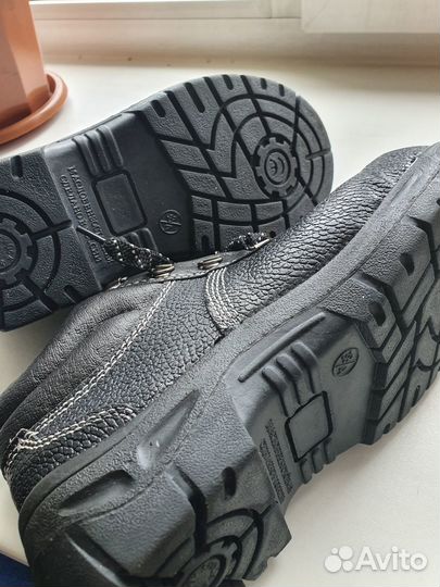 Ботинки рабочие 38