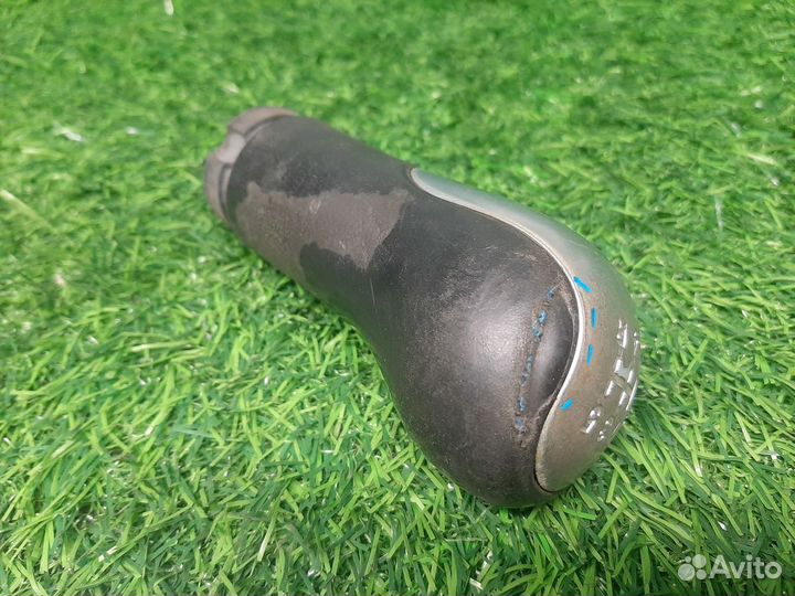 В наличии: рукоять кулисы на Ford Fusion 1