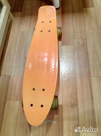 Пениборд (скейтборд) для ребенка-подростка