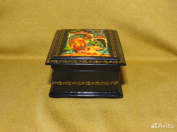 Шкатулка лаковая миниатюра Роспись