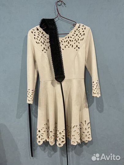 Платья женские 40 42 44