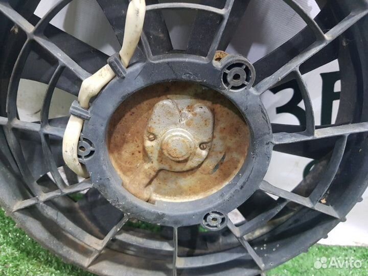 Вентилятор радиатора кондиционера Kia Sportage JA