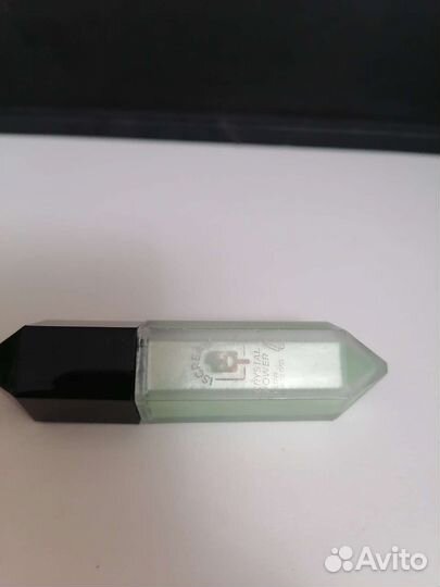 Блеск для губ с эффектом сияния Icecream crystal