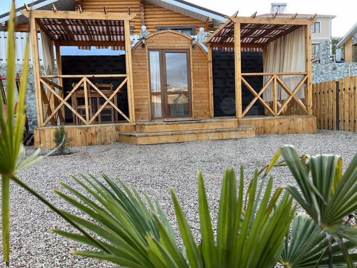 Дом 20 м² на участке 1 сот.