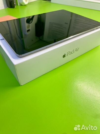 Планшет iPad Air 2 64GB Cellular + Wifi