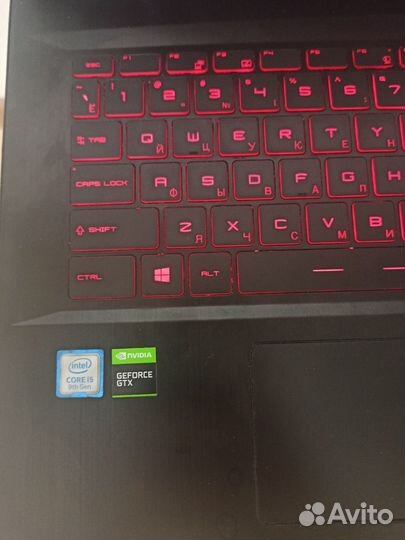 Игровой ноутбук msi i5.8gb,1650ti