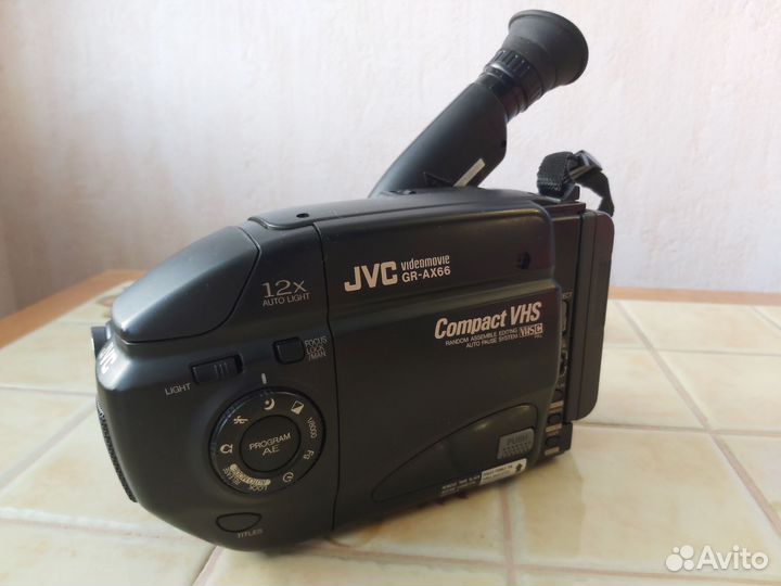 Видеокамера JVC GR-AX66E (Compact VHS)