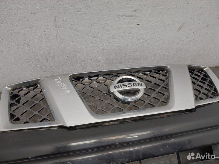 Бампер передний Nissan Navara
