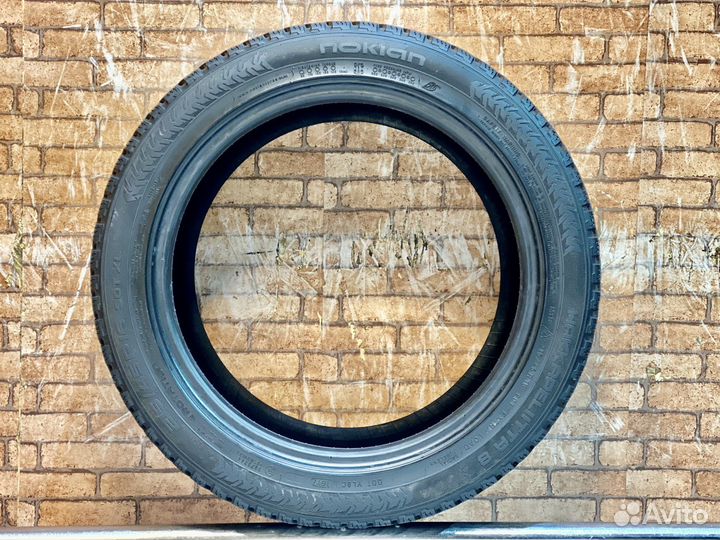 Nokian Tyres Hakkapeliitta 8 215/45 R16 90T