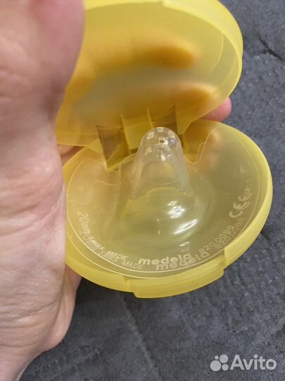 Накладки на грудь medela