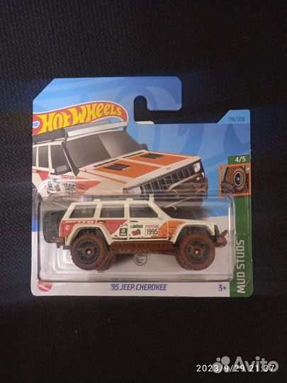 Hot Wheels машинки