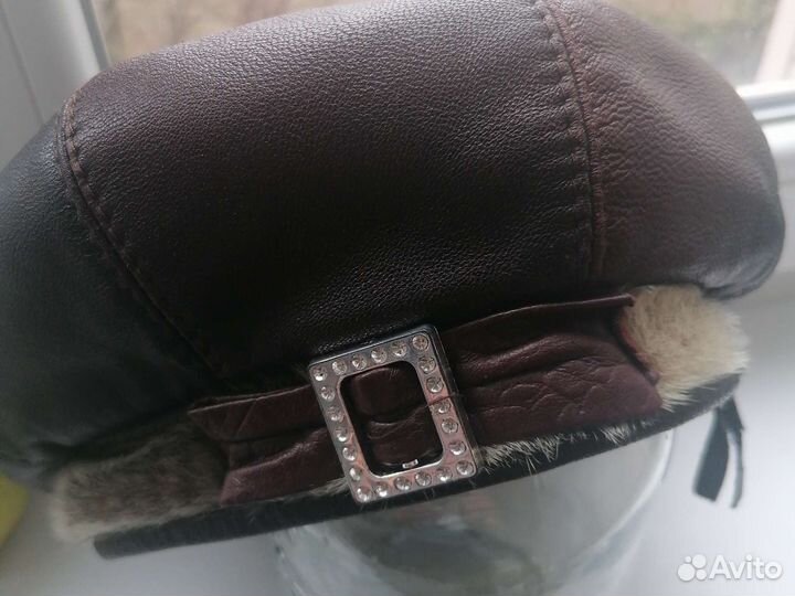 Берет женский кожаный