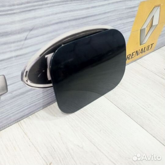 Лючок бензобака Renault megane 2