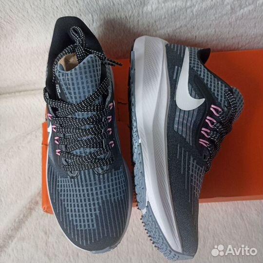 37.5, 41 Кроссовки Nike Air zoom Pegasus 39