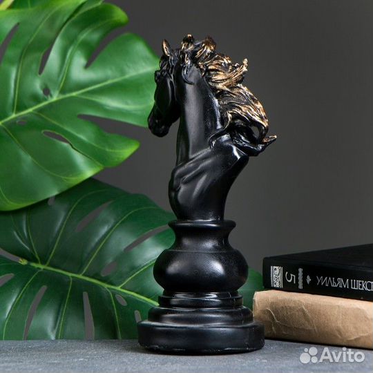 Фигура 'Конь' черный, 11х14х26см