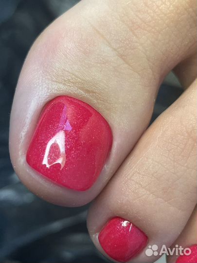 Маникюр и педикюр