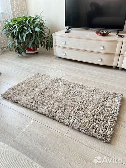 Ковер прикроватный