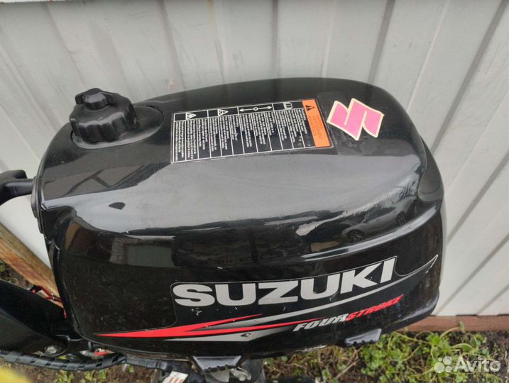 Лодочный мотор Suzuki 5