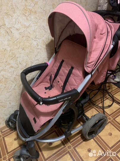 Прогулочная коляска