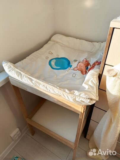 Пеленальный столик IKEA с матрасом