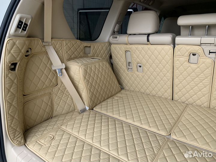 3 д коврики в багажник Nissan Prairie