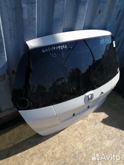 Дверь багажника Honda Fit GD1