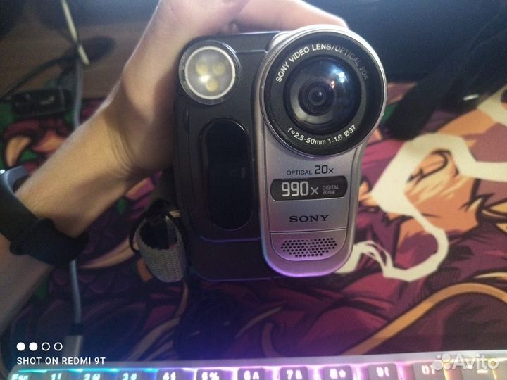 Продам Видеокамеру Sony
