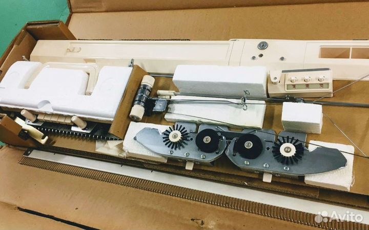 Вязальная машина Бразер (Brother) KH-280 (KH-260)