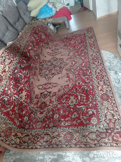 Ковер 2 на 3 бу